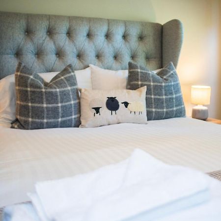 The George & Dragon Country Inn Seaton  Esterno foto