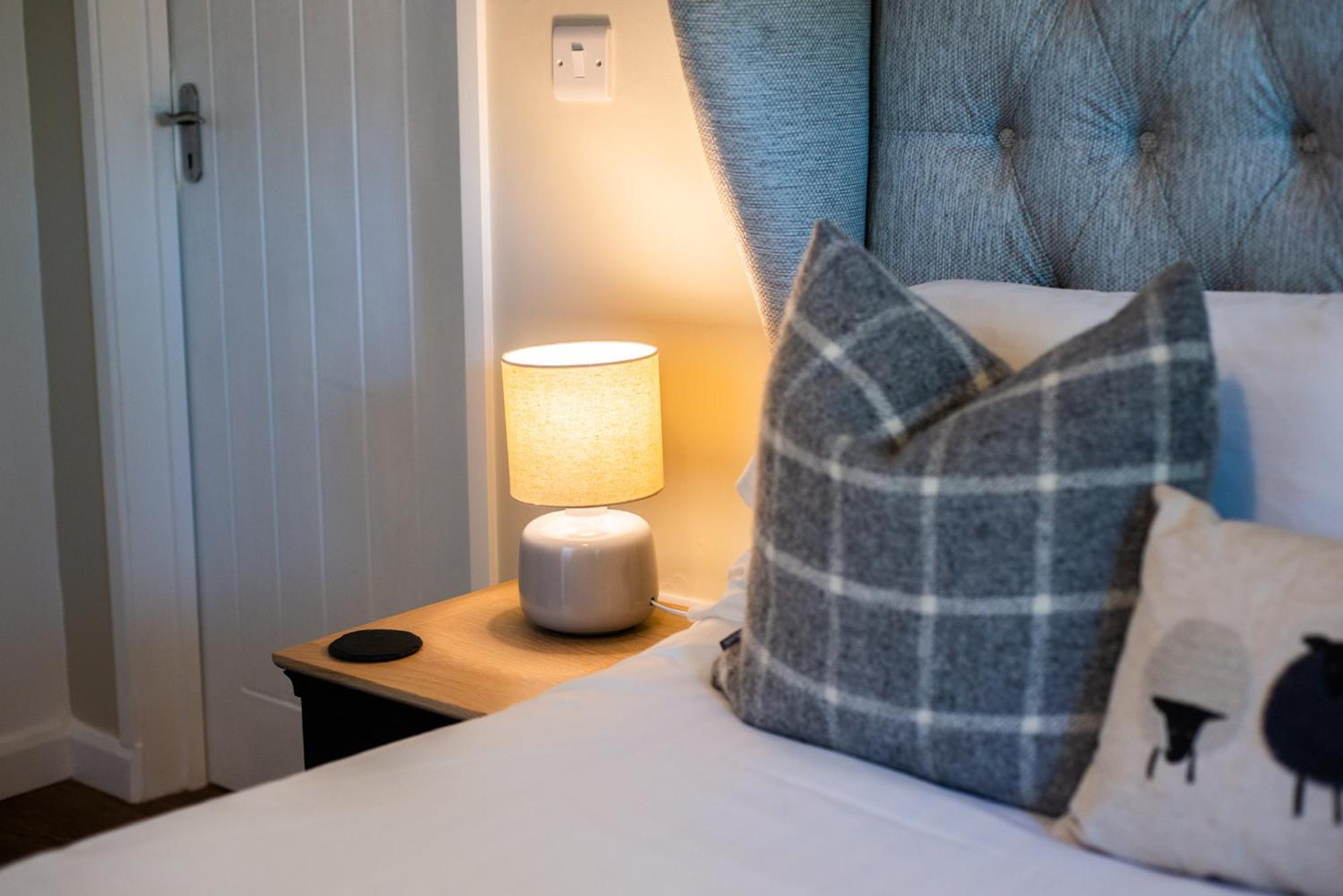 The George & Dragon Country Inn Seaton  Esterno foto